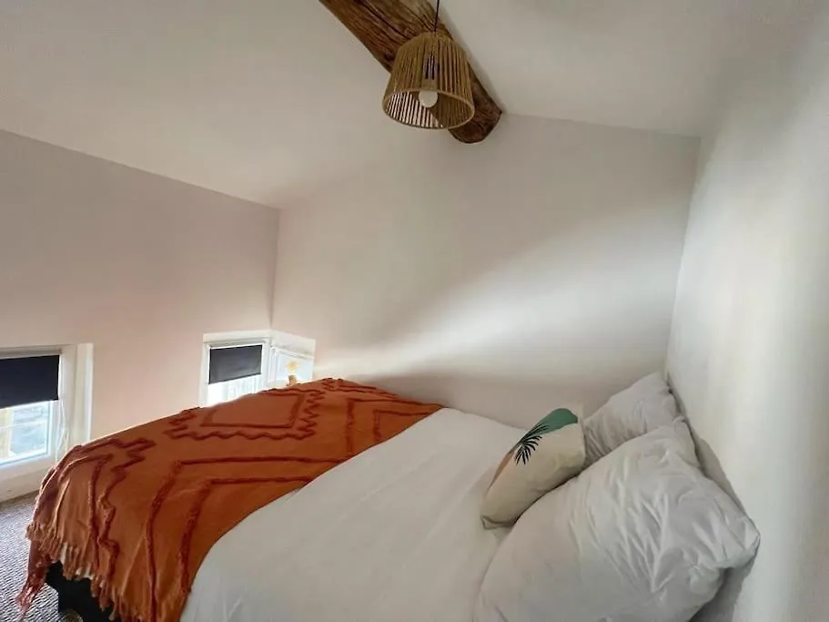 Апартаменты Charmant Duplex 2 Chambres, Centre Historique Авиньон