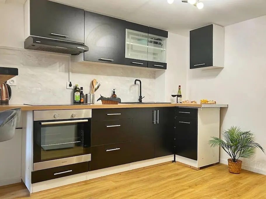 Апартаменты Charmant Duplex 2 Chambres, Centre Historique Авиньон Франция